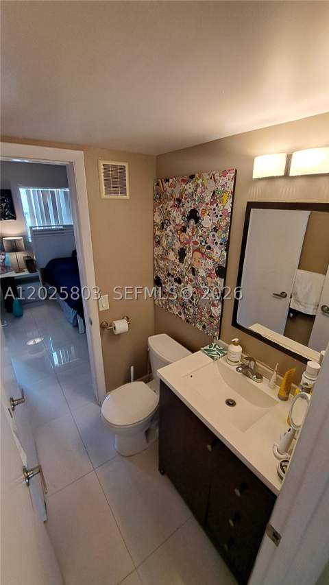 201 178th Dr 209, Sunny Isles Beach FL - photo 13 of 15