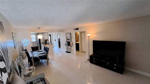 201 178th Dr 209, Sunny Isles Beach FL - photo 7 of 15