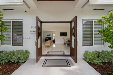 9641 SW 66th St, Miami FL - photo 7 of 57