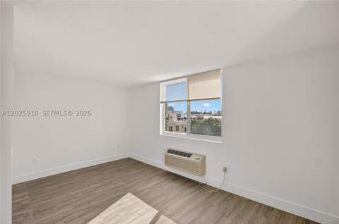 1255 Collins Ave 504, Miami Beach FL - photo 17 of 33