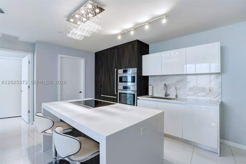 2 bedroom Condominium at 851 NE 1st Ave 3909, Paramount Miami Worldcent, Miami — photo 4