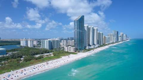 100 Bayview Dr 208, Sunny Isles Beach FL - photo 20 of 35