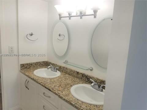 100 Bayview Dr 208, Sunny Isles Beach FL - photo 9 of 35
