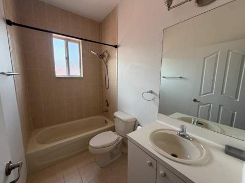 1361 NE 42nd Avenue, Homestead FL - photo 10 of 11
