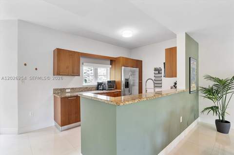 2704 NE 184th Ter, Aventura FL - photo 14 of 57