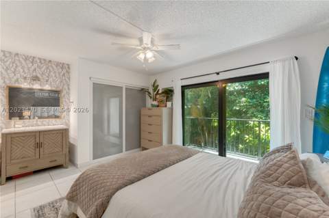 3214 W Trade Ave Iii-5, Miami FL - photo 15 of 28