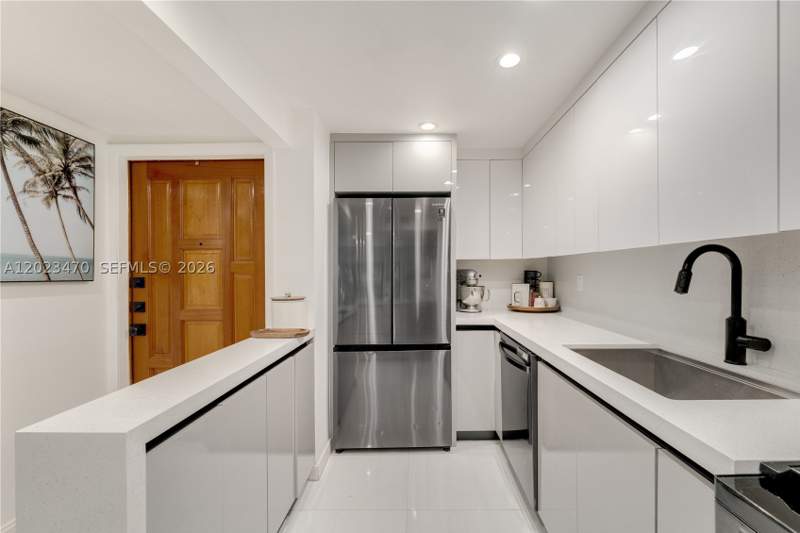 2 bedroom Townhouse at 3214 W Trade Ave Iii-5, Grove Paradise Condo, Miami — photo 2