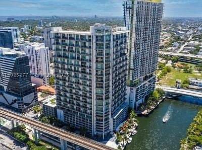 690 SW 1st Ct 1908, Miami FL - photo 6 of 30