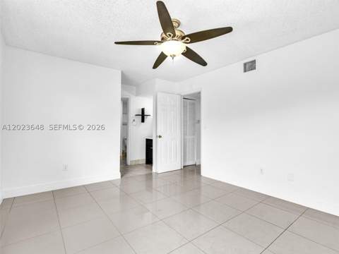 18850 NW 57th Ave 208, Hialeah FL - photo 19 of 40