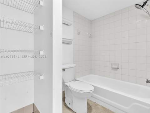 18850 NW 57th Ave 208, Hialeah FL - photo 23 of 40