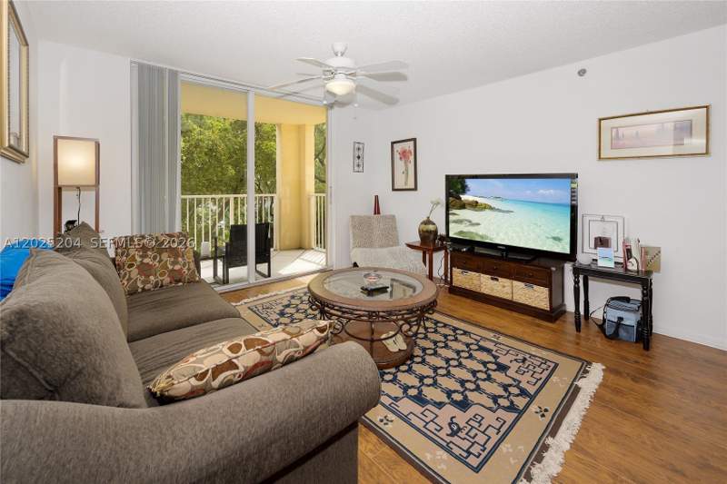 2 bedroom Condominium at 19555 E Country Club Dr 8408, The Yacht Club At Aventur, Aventura — photo 2