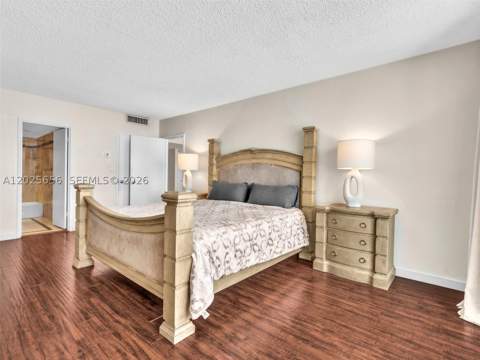 5401 Collins Ave 107, Miami Beach FL - photo 15 of 44