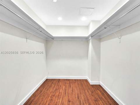 5401 Collins Ave 107, Miami Beach FL - photo 18 of 44