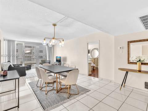 5401 Collins Ave 107, Miami Beach FL - photo 7 of 44
