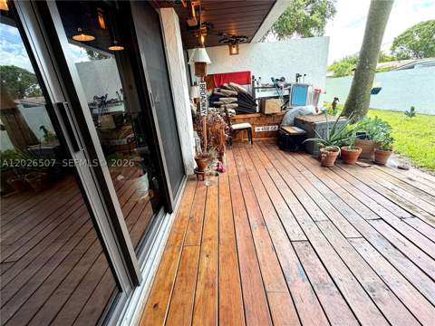 19440 NE 26th Ave 52B, Miami FL - photo 8 of 31