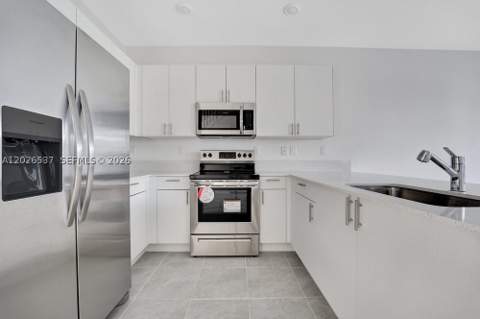 1716 SE 26th Rd 1716, Homestead FL - photo 11 of 37