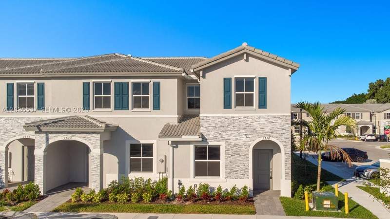 3 bedroom Villa at 1716 SE 26th Rd 1716, Homestead Park Of Commerc, Homestead — photo 2