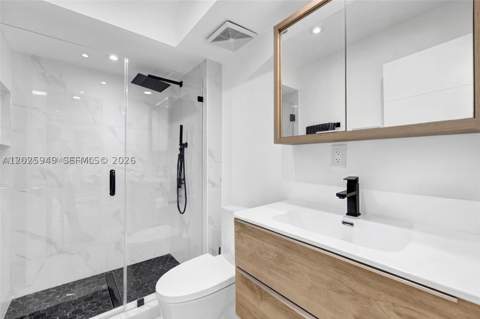 100 Bayview Dr 503, Sunny Isles Beach FL - photo 15 of 48