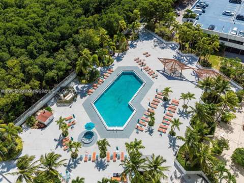 100 Bayview Dr 503, Sunny Isles Beach FL - photo 20 of 48
