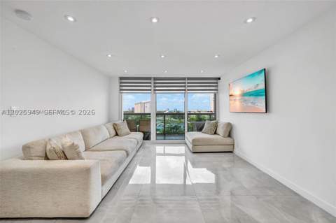 100 Bayview Dr 503, Sunny Isles Beach FL - photo 7 of 48