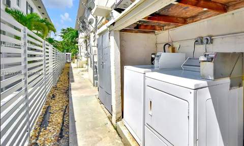 836 10th St 7, Miami Beach FL - photo 16 of 18