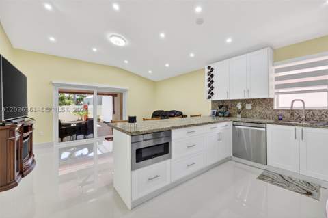 12718 NW 6th Ln, Miami FL - photo 14 of 59
