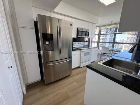 3530 Mystic Pointe Dr 2709, Aventura FL - photo 21 of 54