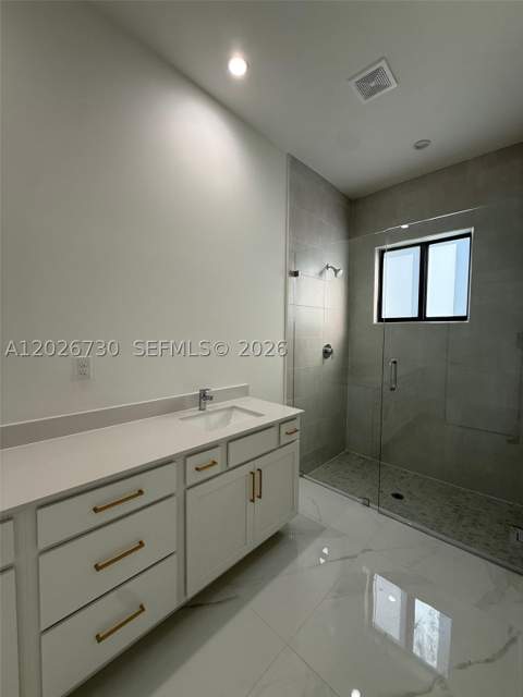 9630 SW 208th Ter, Cutler Bay FL - photo 10 of 26