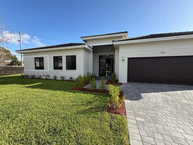 4 bedroom SingleFamilyResidence at 9630 SW 208th Ter, Century at Cutler Bay, Cutler Bay — photo 2