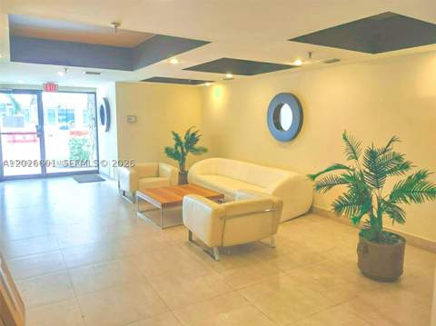 2924 Collins Ave 301, Miami Beach FL - photo 15 of 24