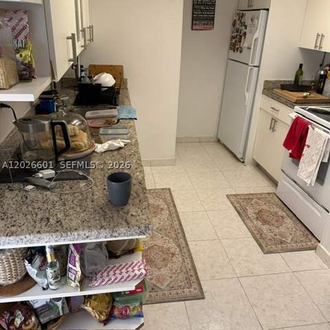 2924 Collins Ave 301, Miami Beach FL - photo 9 of 24