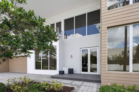 7441 NW 102nd Ct, Doral FL - photo 7 of 76