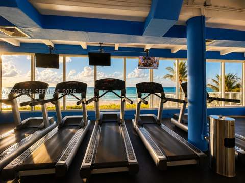 5401 Collins Ave 1022, Miami Beach FL - photo 13 of 22
