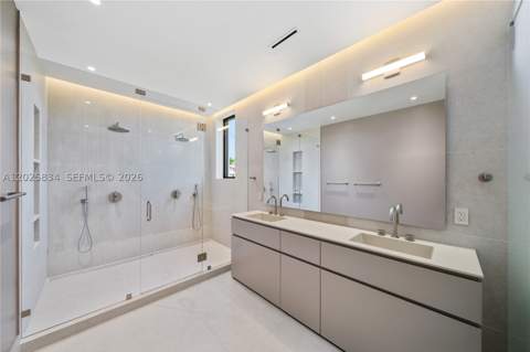 571 Glenridge Rd, Key Biscayne FL - photo 10 of 45