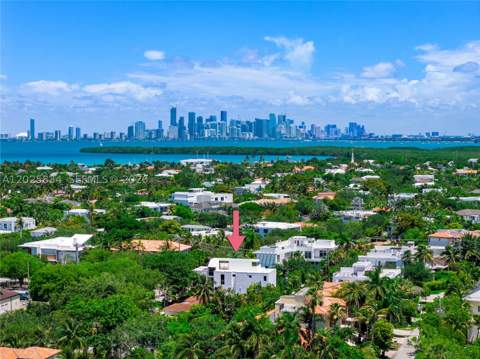 571 Glenridge Rd, Key Biscayne FL - photo 13 of 45