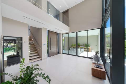 571 Glenridge Rd, Key Biscayne FL - photo 8 of 45