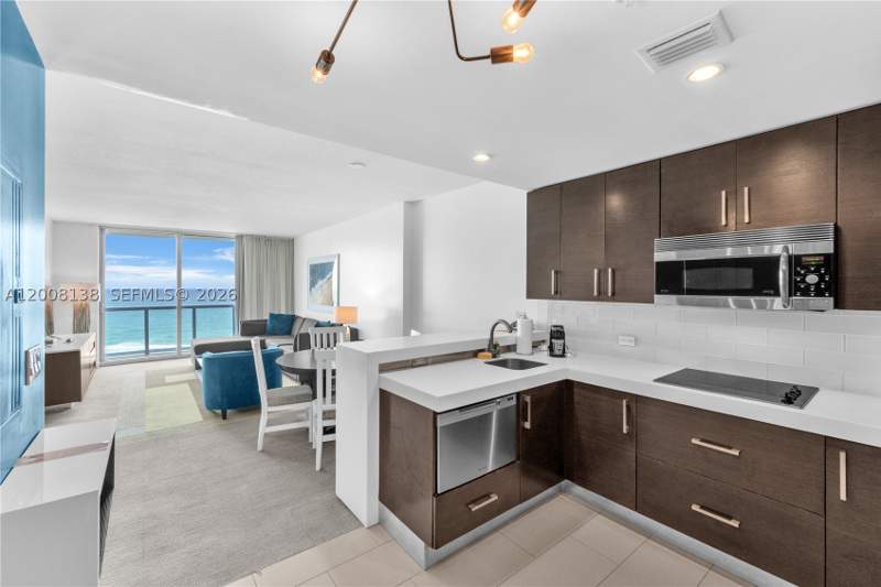 2 bedroom Condominium at 17315 Collins 801 A&B, Sole Condo, Sunny Isles Beach — photo 2