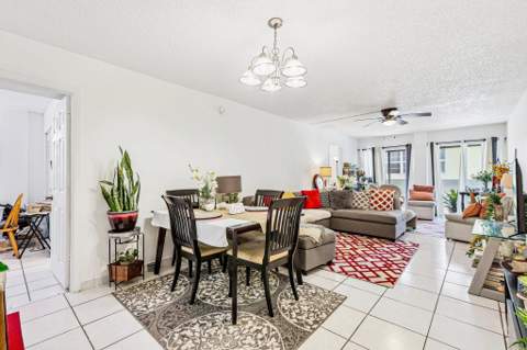 6941 Carlyle Avenue 2e, Miami Beach FL - photo 10 of 25