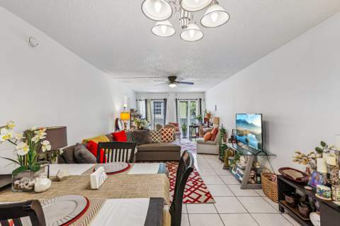 6941 Carlyle Avenue 2e, Miami Beach FL - photo 14 of 25