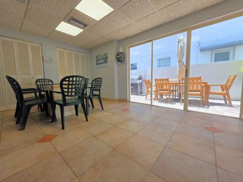 6941 Carlyle Avenue 2e, Miami Beach FL - photo 20 of 25