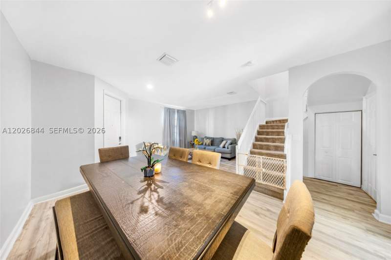 3 bedroom Townhouse at 9381 W 33rd Ln, Bonterra, Hialeah — photo 5