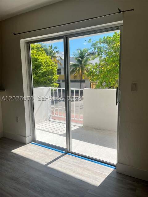 240 Collins Ave 2B, Miami Beach FL - photo 7 of 15