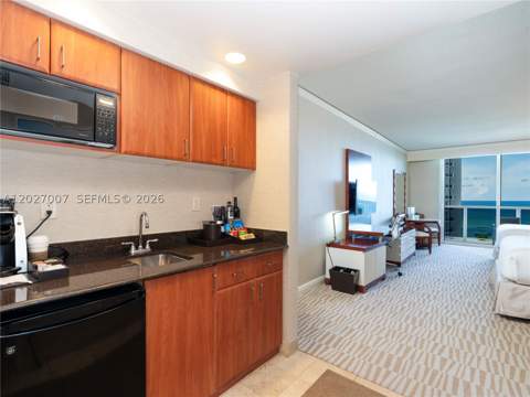 18001 Collins Ave 1506, Sunny Isles Beach FL - photo 7 of 36