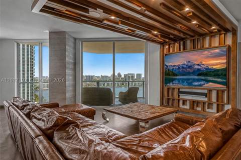 17111 Biscayne Blvd 1405/07, North Miami Beach FL - photo 15 of 37