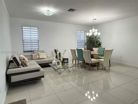 10060 NW 86th Ter, Doral FL - photo 16 of 55