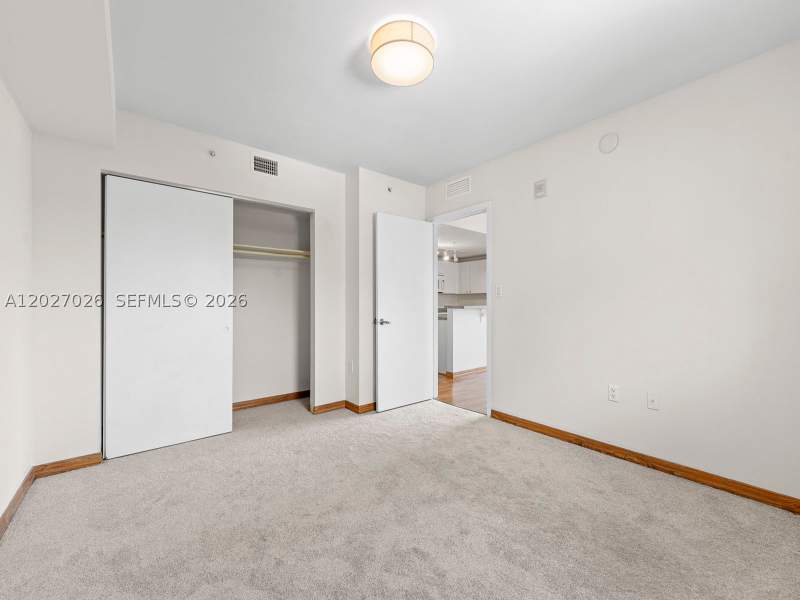 1 bedroom Condominium at 2740 SW 28th Ter 508, Villaggio In The Grove To, Miami — photo 5