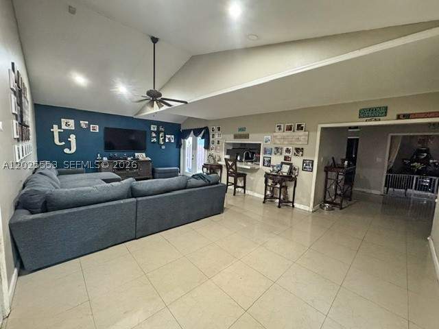 4 bedroom SingleFamilyResidence at 21705 SW 99th Ave, Lakes By The Bay Sec 2, Cutler Bay — photo 5