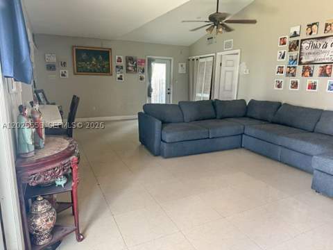 21705 SW 99th Ave, Cutler Bay FL - photo 6 of 7
