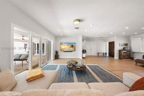 15421 SW 79th Ave, Palmetto Bay FL - photo 18 of 54