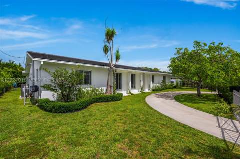4730 SW 89th Ave, Miami FL - photo 11 of 31